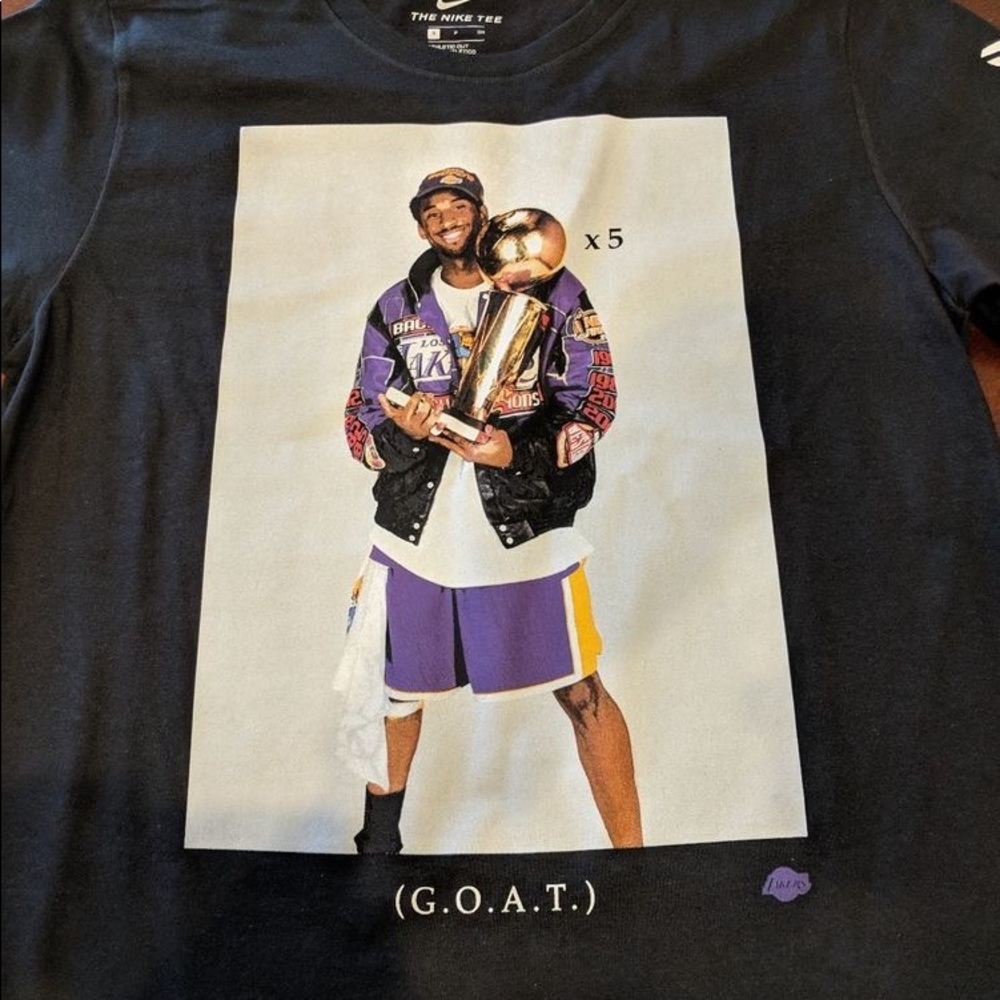 KOBE LAKERS G.O.A.T Tee